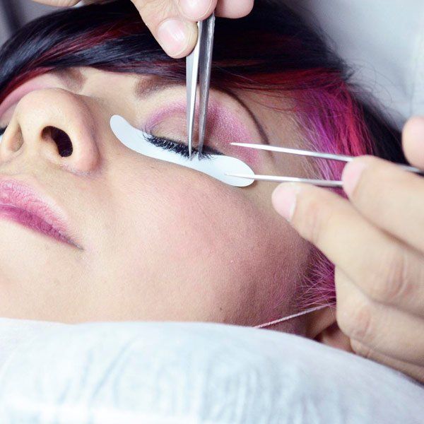 Cuidado de cejas y pestañas